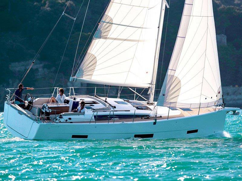 Yachtcharter Dufour390GrandLarge Barone
