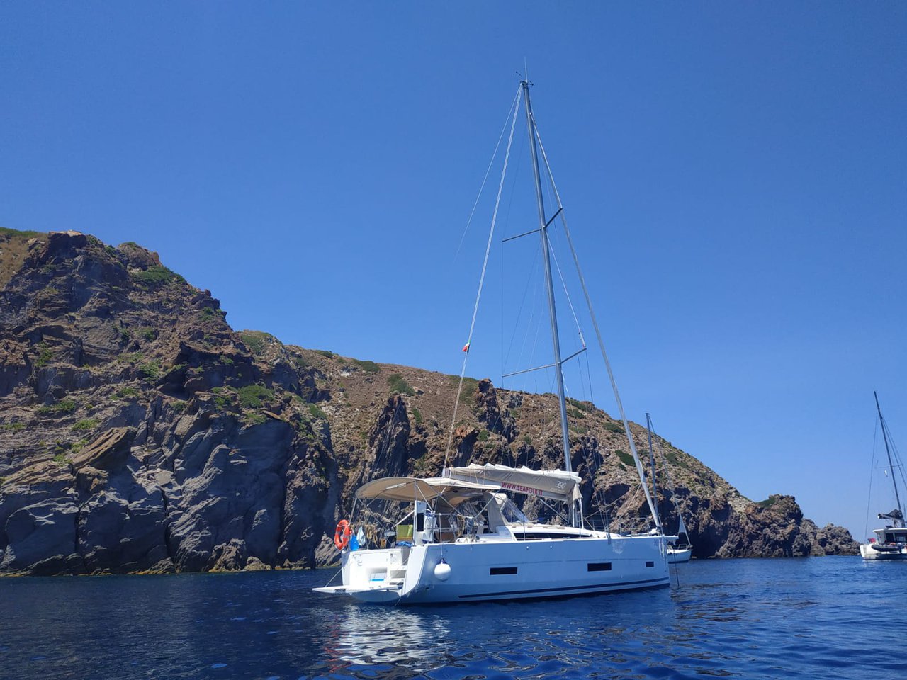 Yachtcharter Dufour390GrandLarge Friend Planet