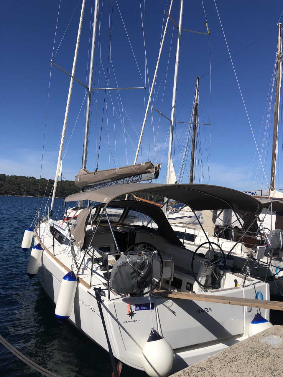 Yachtcharter SunOdyssey349 Nara