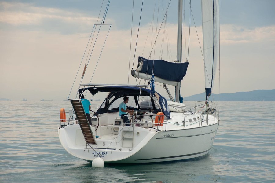 Yachtcharter Cyclades50 Azzuro