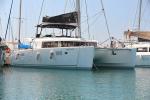 Yachtcharter Lagoon450F Hot Stuff 1