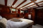 Yachtcharter GuletSaintLuca Saint Luca 27