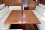 Yachtcharter Oceanis34 LL Skyhawk 8