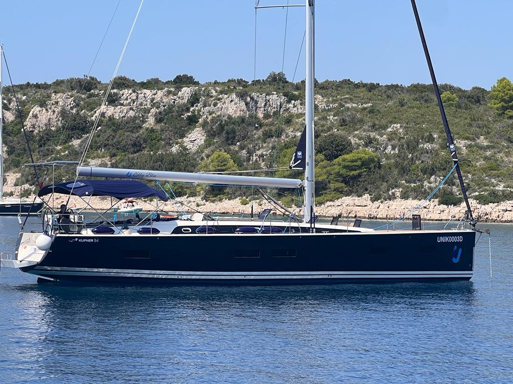 Yachtcharter DDKufner54 Elly Blu