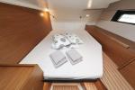 Yachtcharter Hanse460 4cab Nami 11