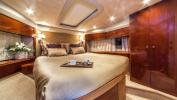 Yachtcharter Princess62 Sassy 13
