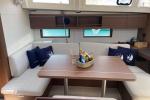 Yachtcharter Oceanis46 WEST 5