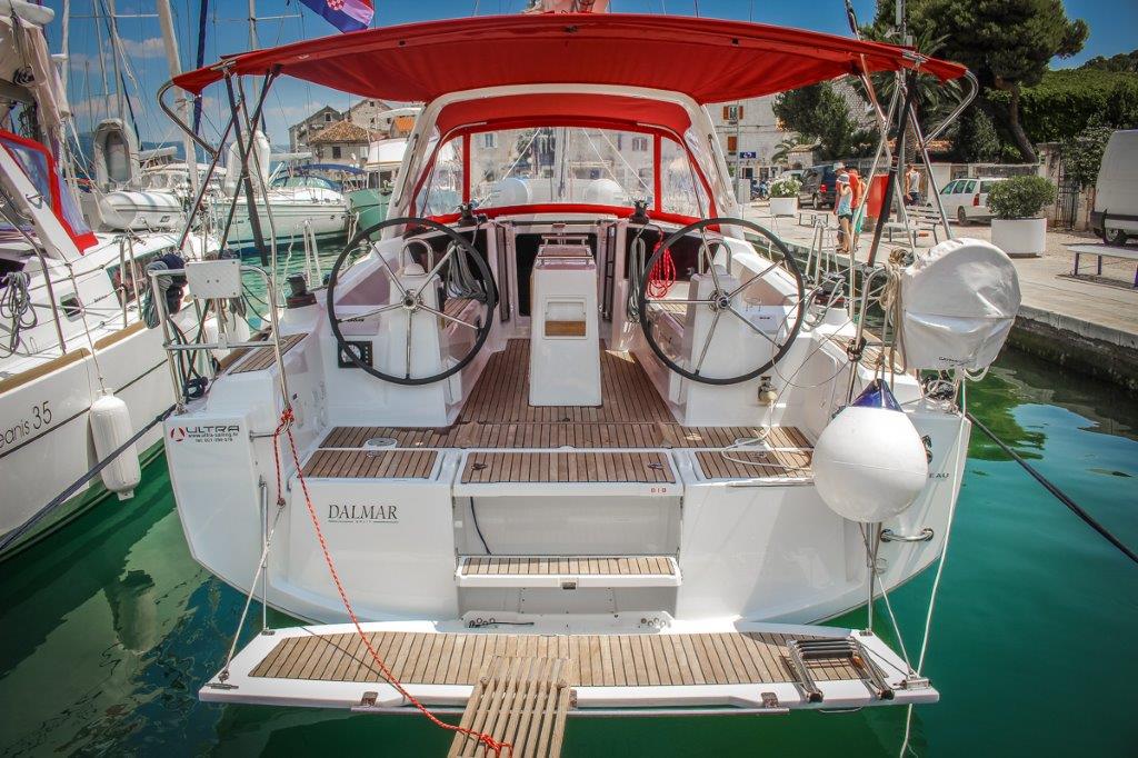 Yachtcharter Oceanis35 Dalmar