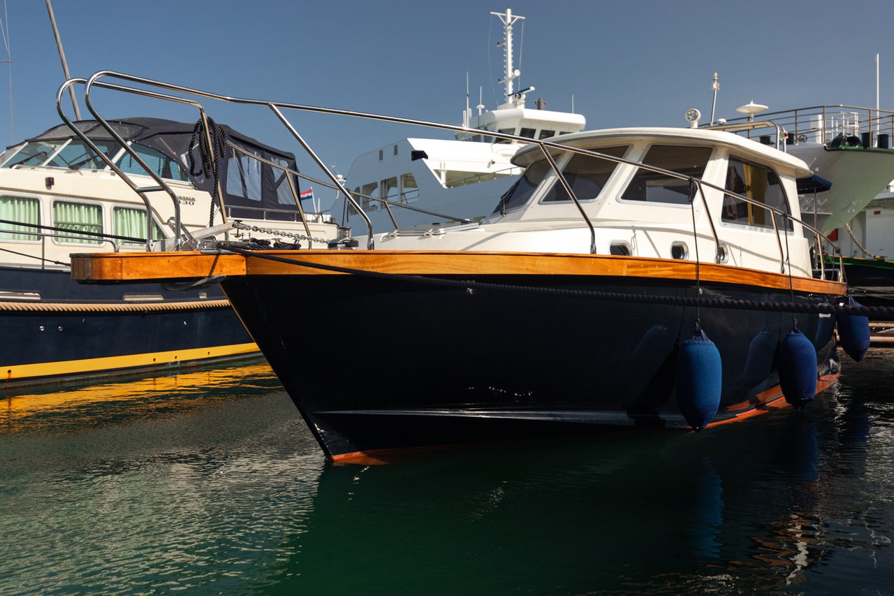 Yachtcharter Adria Mare 38 Paola hauptansicht 1