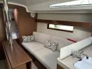 Yachtcharter Oceanis34 Sail Altair 9