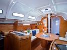 Yachtcharter 3848700941302383_first 40 7 interior8