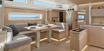 Oceanis60-31cab-1 Innenansicht