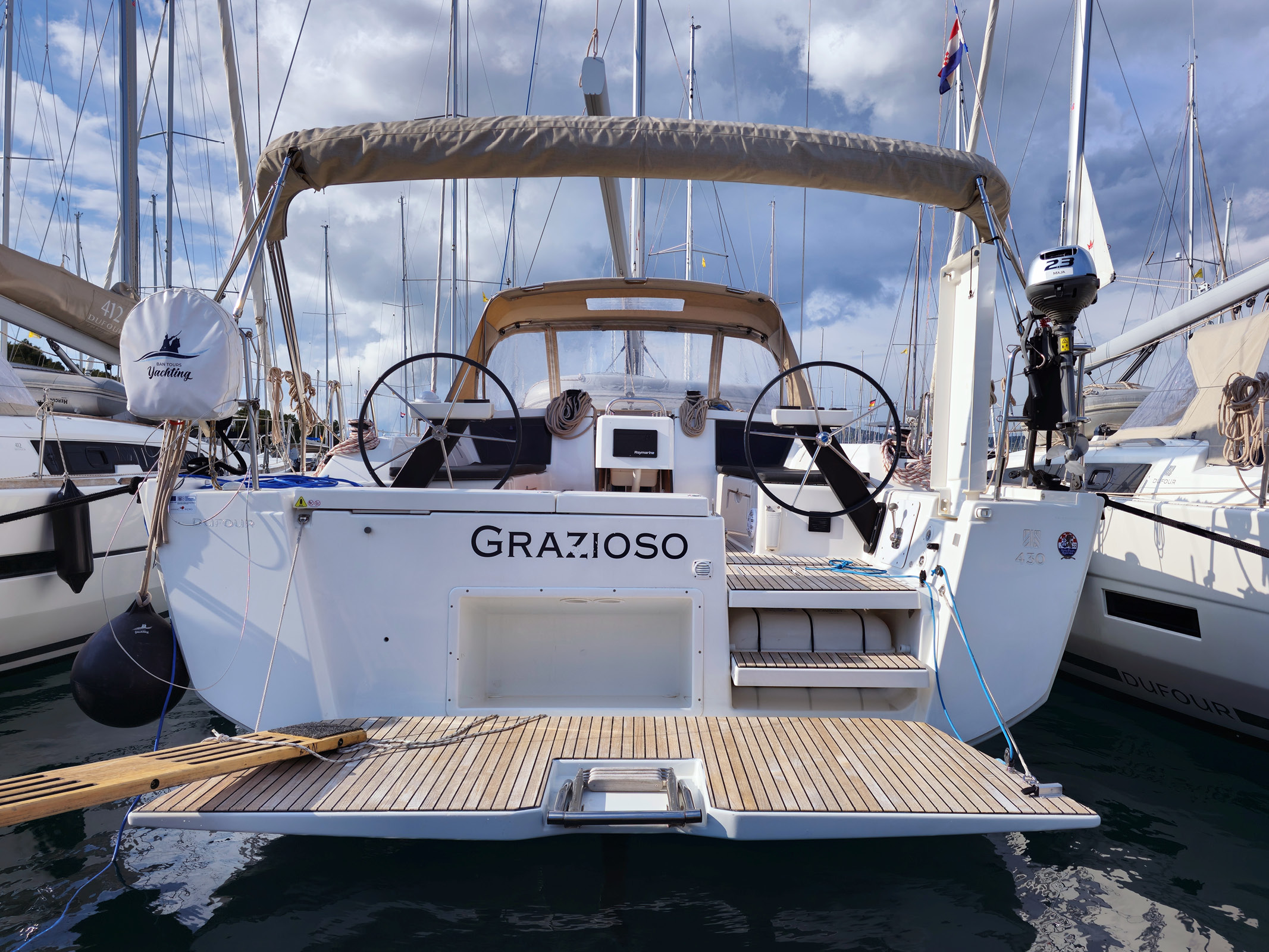 Yachtcharter Dufour430GrandLarge Grazioso