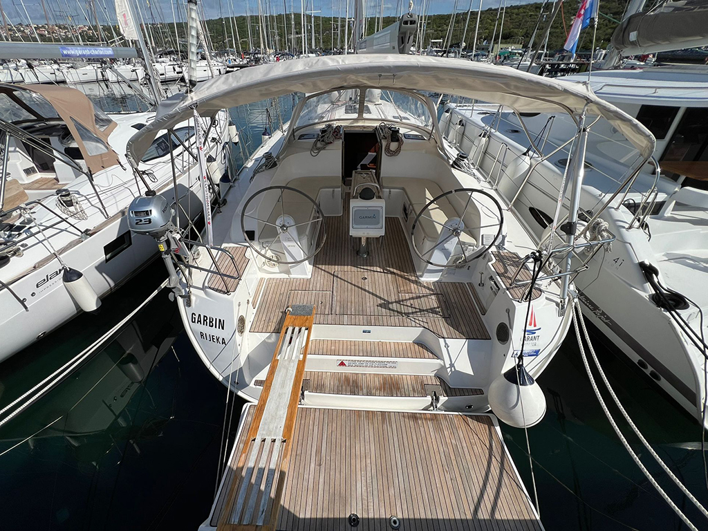 Yachtcharter BavariaCruiser46 Garbin