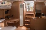 Yachtcharter SunOdyssey319 Hija del Viento 4