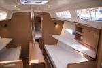 Yachtcharter SunOdyssey319 Hija del Viento 6