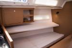 Yachtcharter SunOdyssey319 Hija del Viento 10