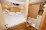 Yachtcharter BavariaC38 Petra 15