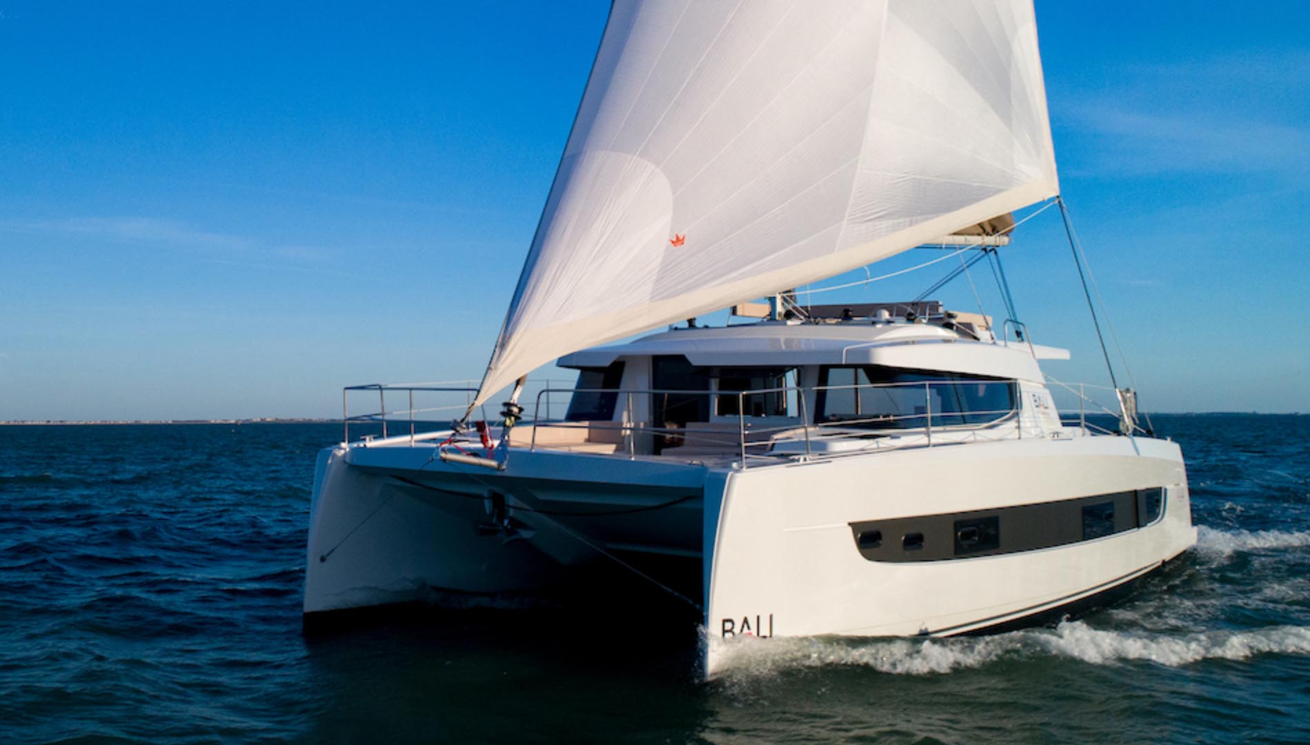 Yachtcharter Bali4 Sara