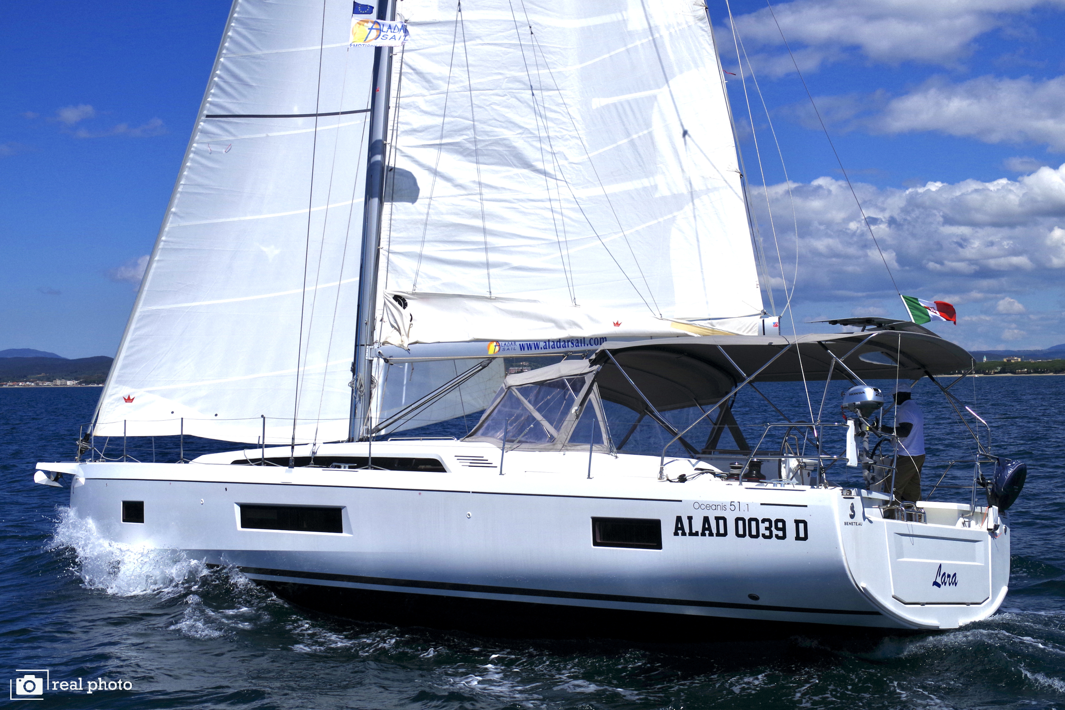 Yachtcharter Oceanis51 Lara