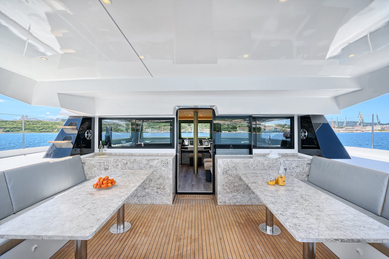 Yachtcharter Luna49 Gold