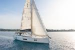 Yachtcharter Oceanis51 Babakita 9
