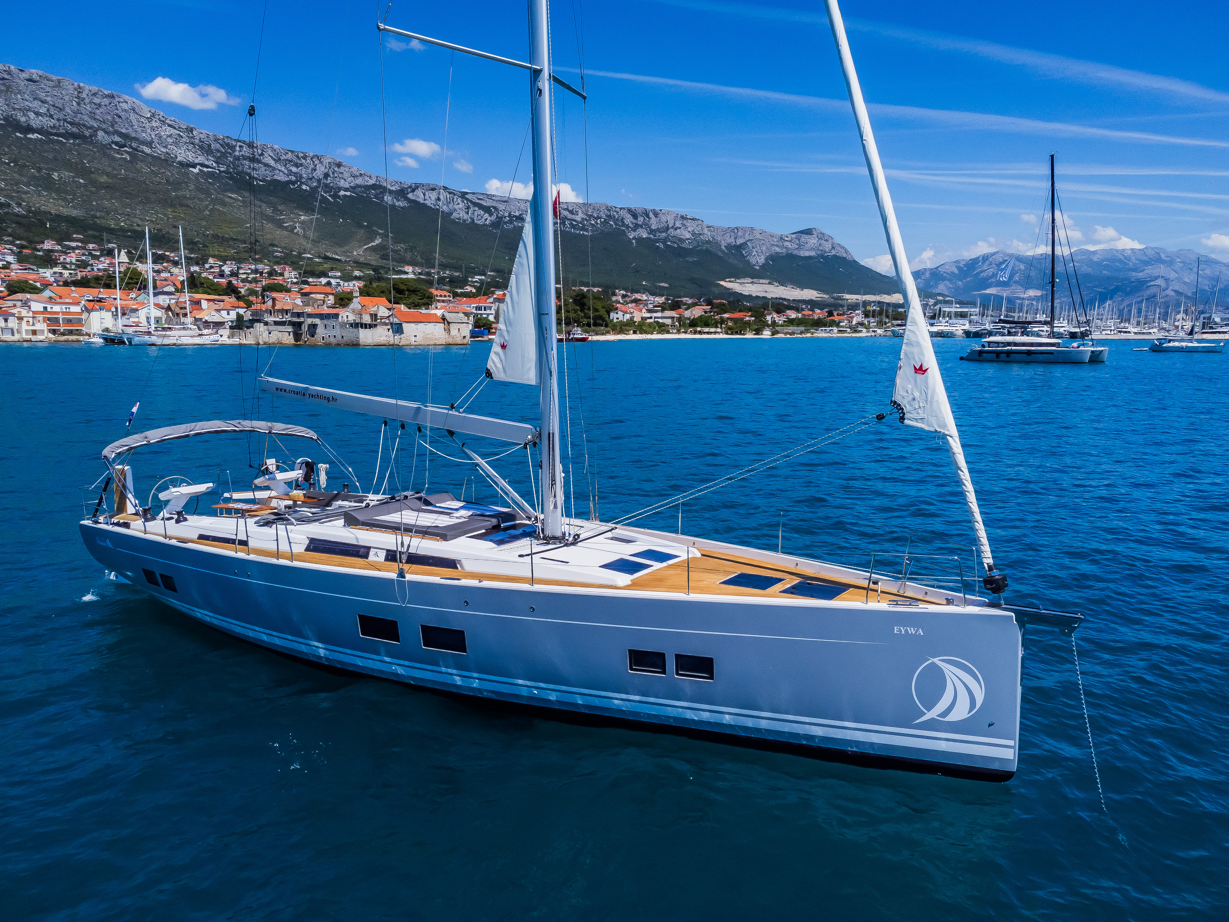 Yachtcharter Hanse588 Eywa