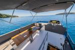Yachtcharter SealineF430 Grace II 10