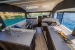 Yachtcharter SealineF430 Grace II 16