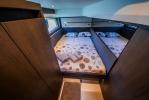 Yachtcharter SealineF430 Grace II 27