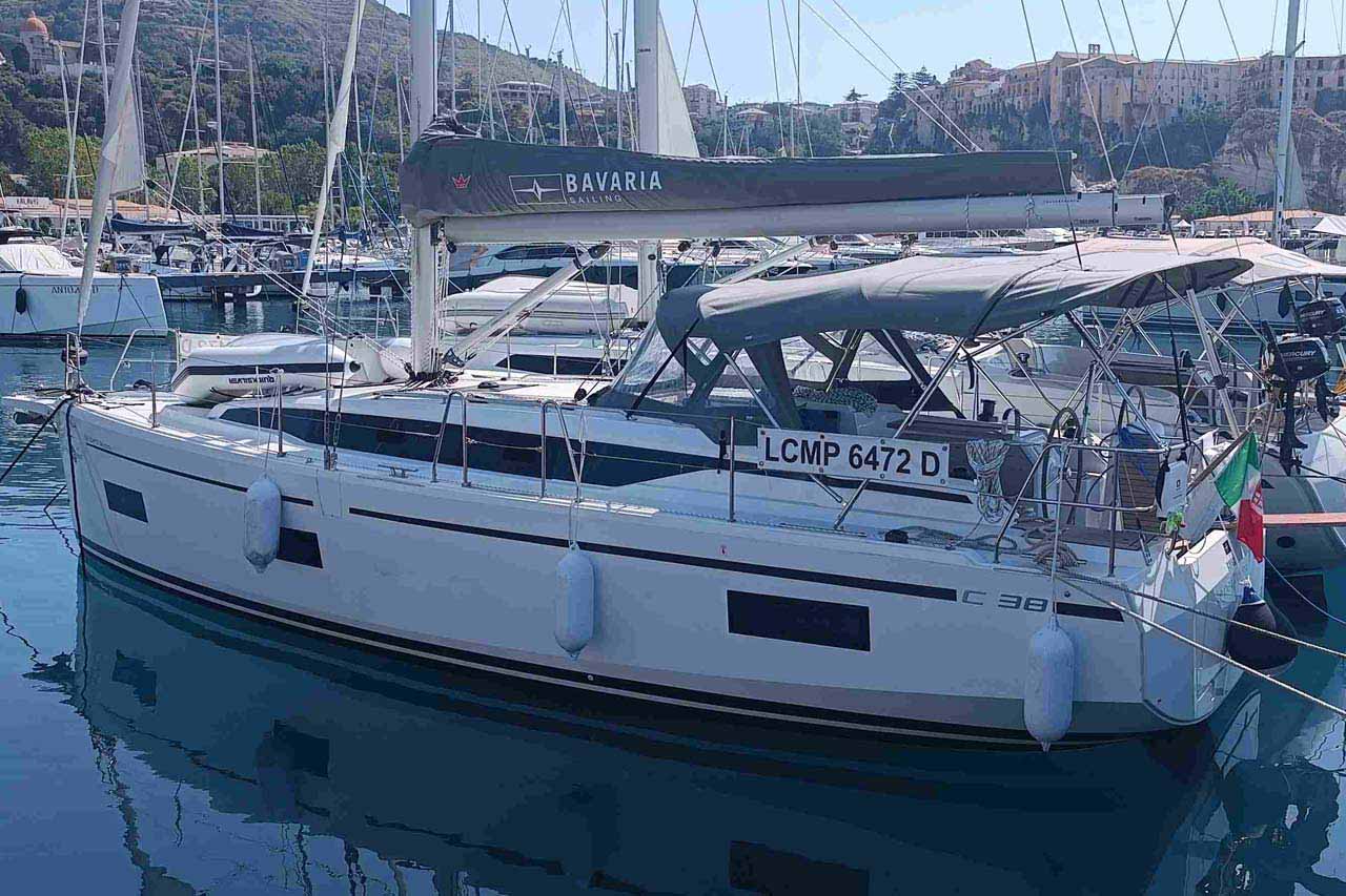 Yachtcharter BavariaC38 Le petit Mami