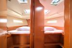 Yachtcharter Oceanis45 Ponente 13
