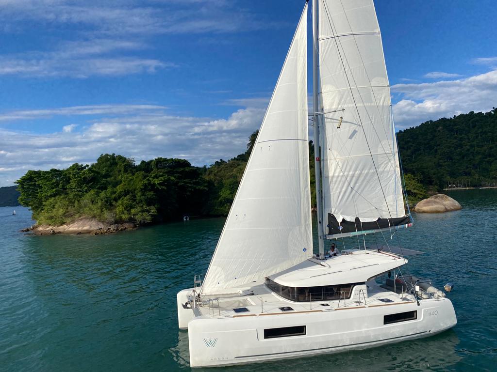 Yachtcharter Lagoon40 Atmosfera W