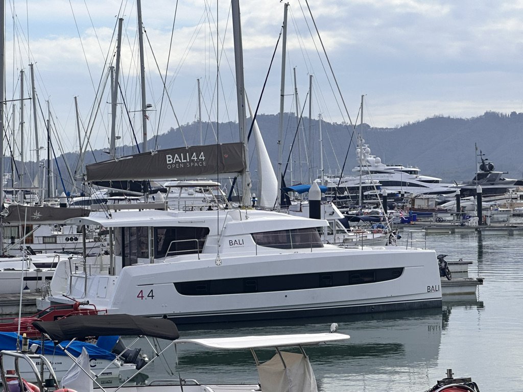 Yachtcharter Bali4 Belle Isle