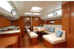 Yachtcharter custom/15075/B_oceanis43_dinette_pic4