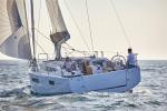 Yachtcharter custom/42527/Sun_Odyssey_410_ 3Cab _sailing_view_pic6