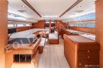 Yachtcharter custom/38655/519_001_H_Dinette_main_pic5