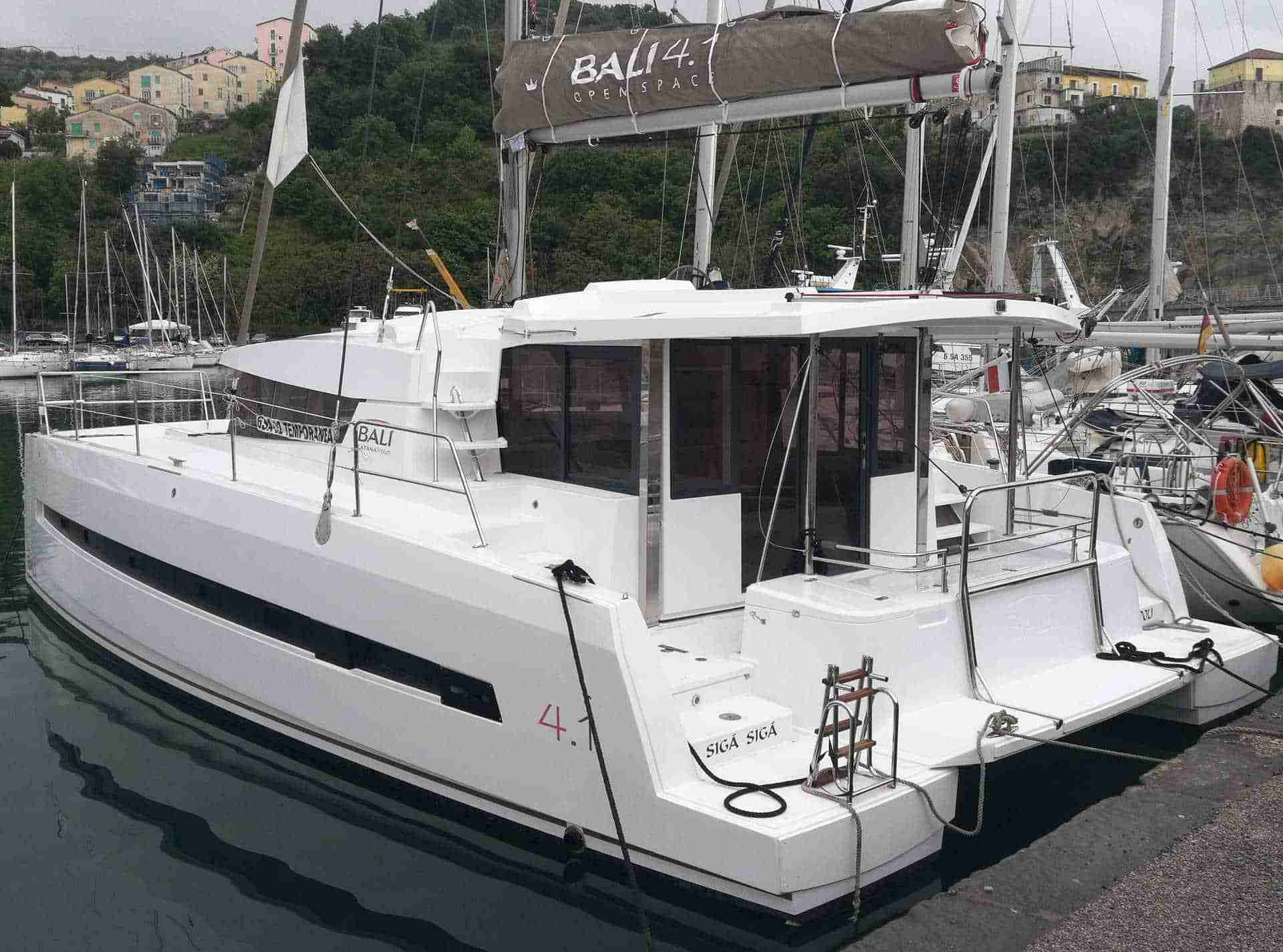 Yachtcharter Bali4 CLASS