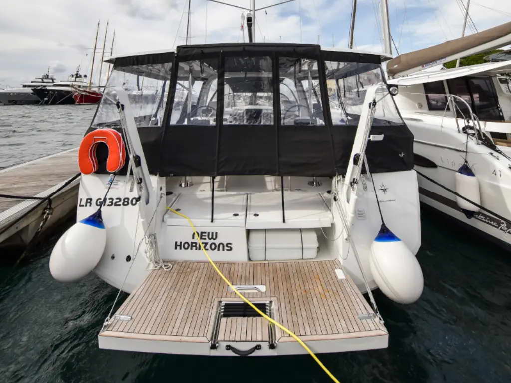 Yachtcharter SunLoft47 CLASS