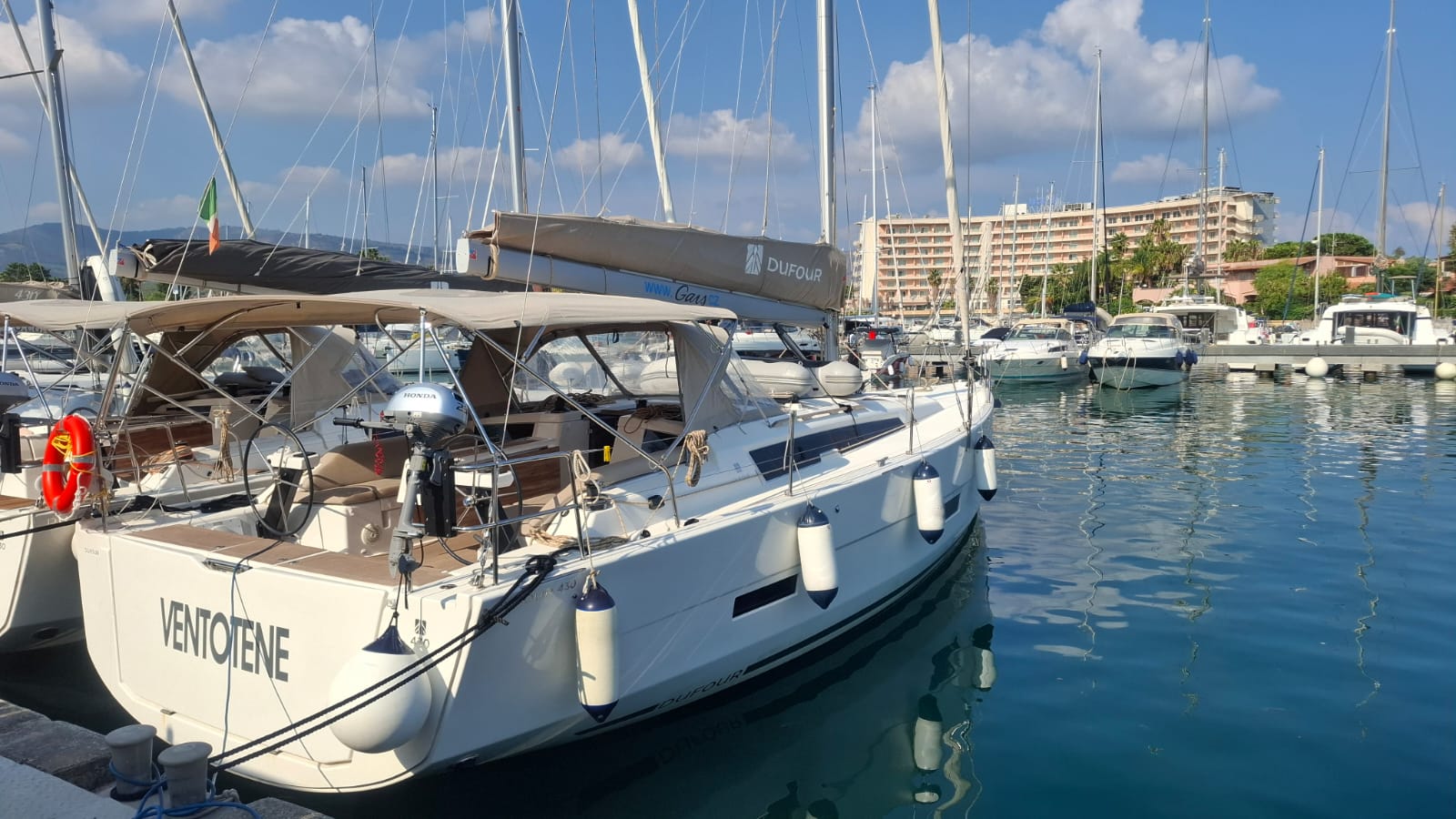 Yachtcharter Dufour430GrandLarge Ventotene