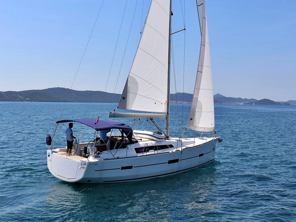 Yachtcharter Dufour460GrandLarge Lola