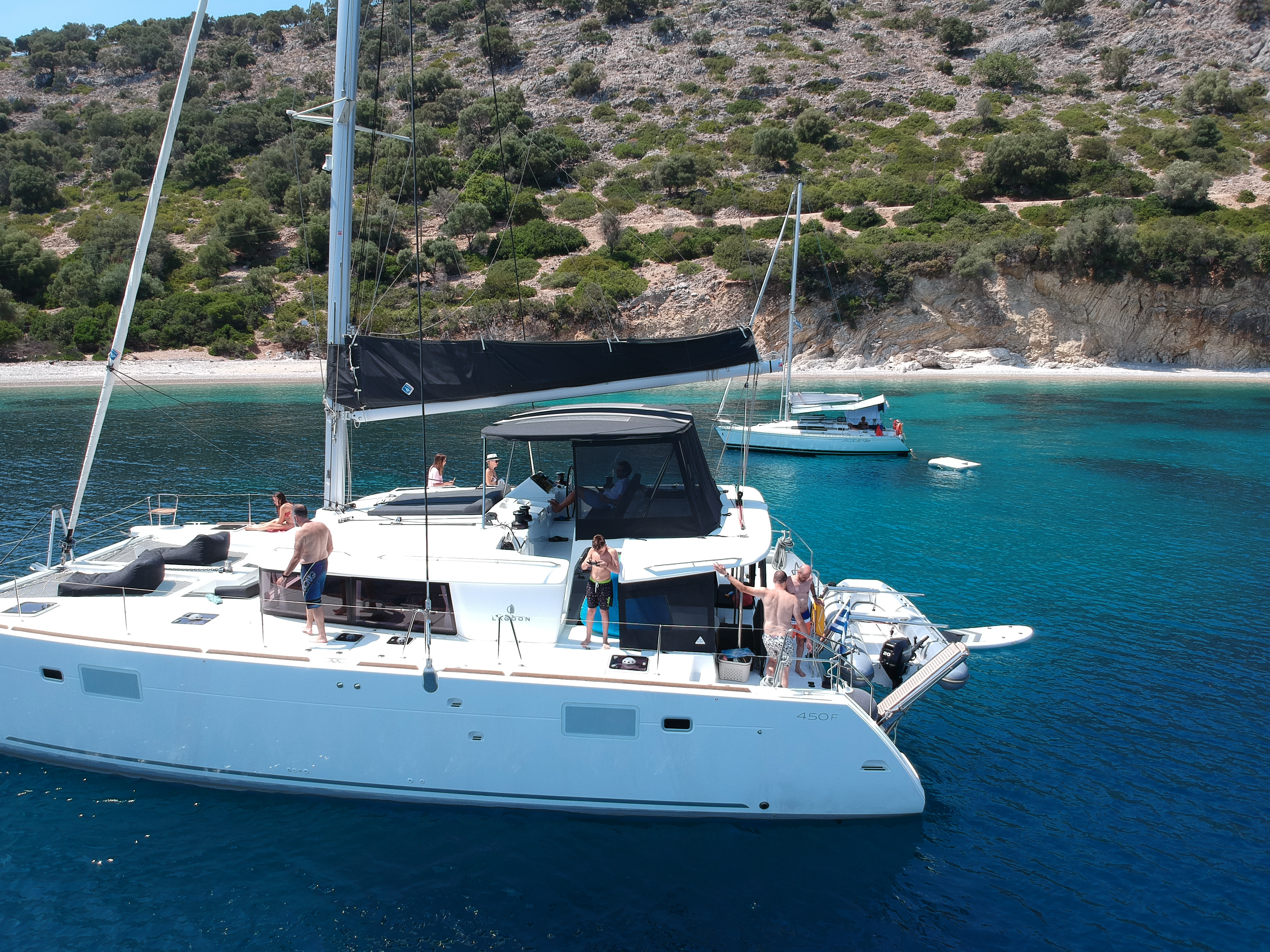 Yachtcharter Lagoon450F EVI