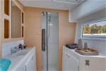Yachtcharter custom/43324/lagoon_42_catamaran_toilet_e952_pic10