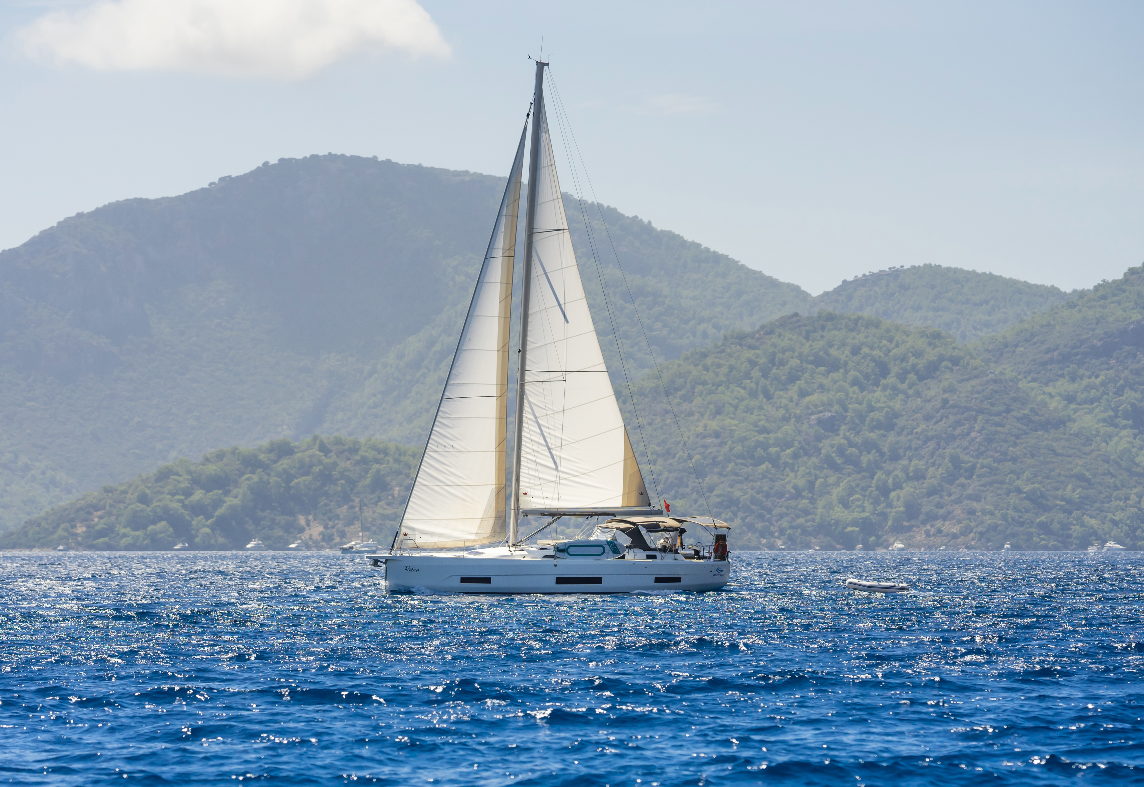 Yachtcharter Dufour470 3cab Robin