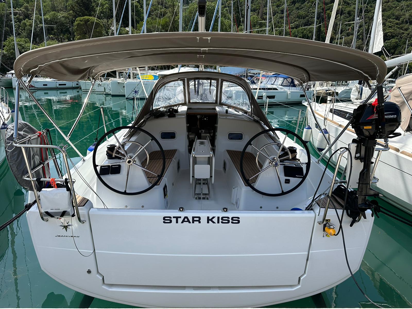 Yachtcharter SunOdyssey350 3cab Star Kiss