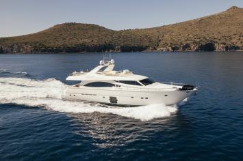 FerrettiYachts830Flybridge Innenansicht