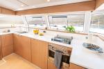 Yachtcharter Bali Catsmart OW 3 cab aussenansicht 13