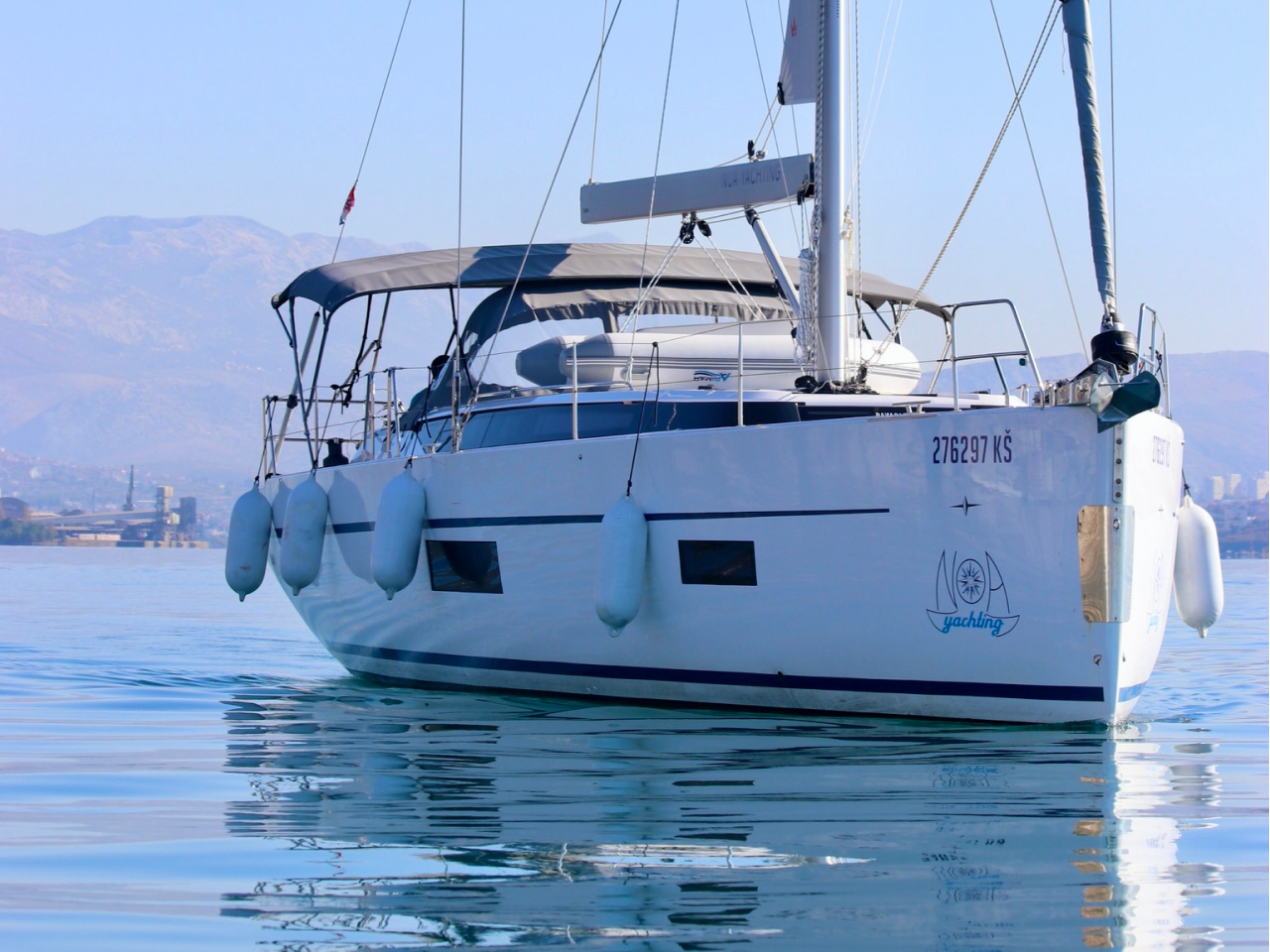Yachtcharter BavariaC50Holiday 5cab Size Matters