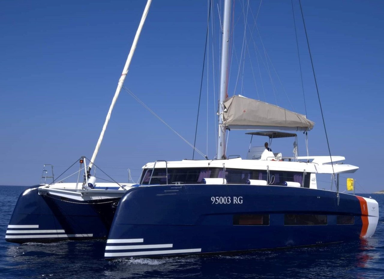 Yachtcharter Dufour48Catamaran Var