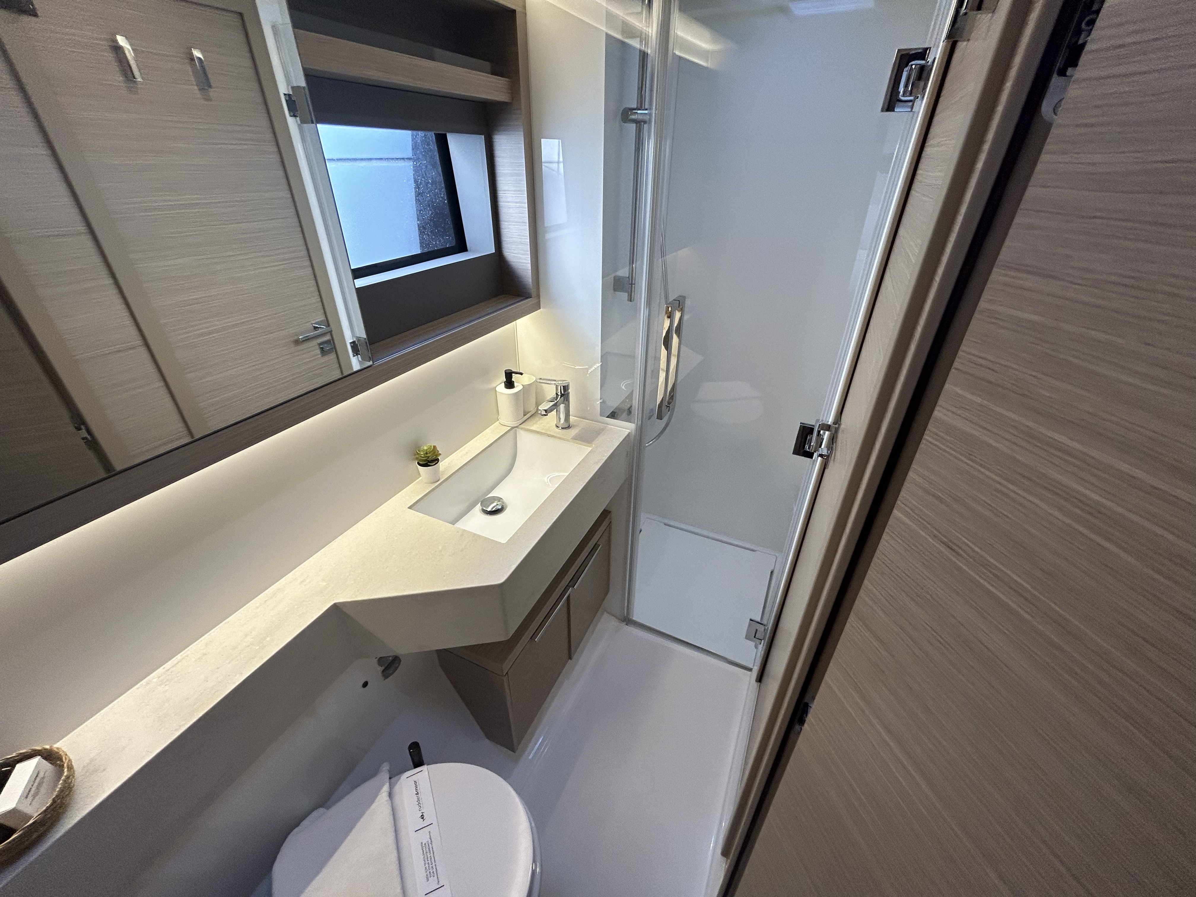 Yachtcharter Lagoon51 6cab Libre 1